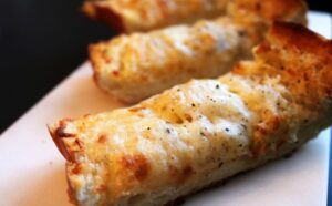 Cheesy-Bread.jpg